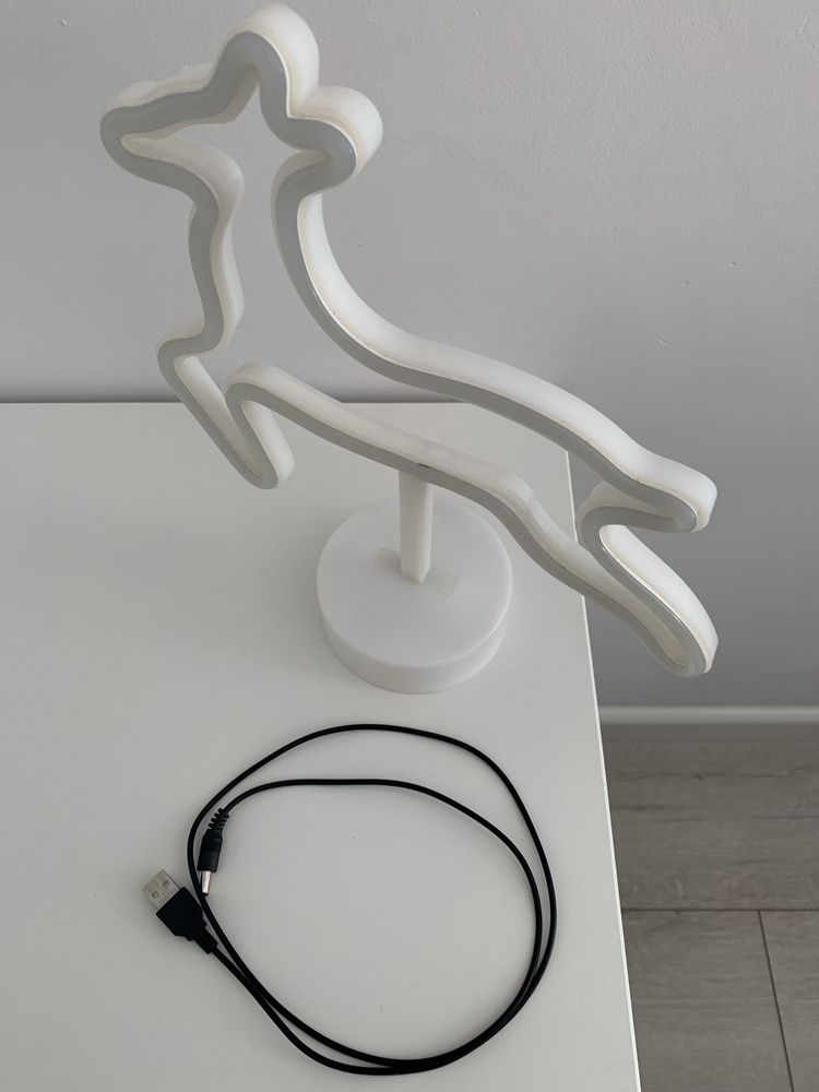 Lampka nocna led lampa stojąca remifer na kabel USB