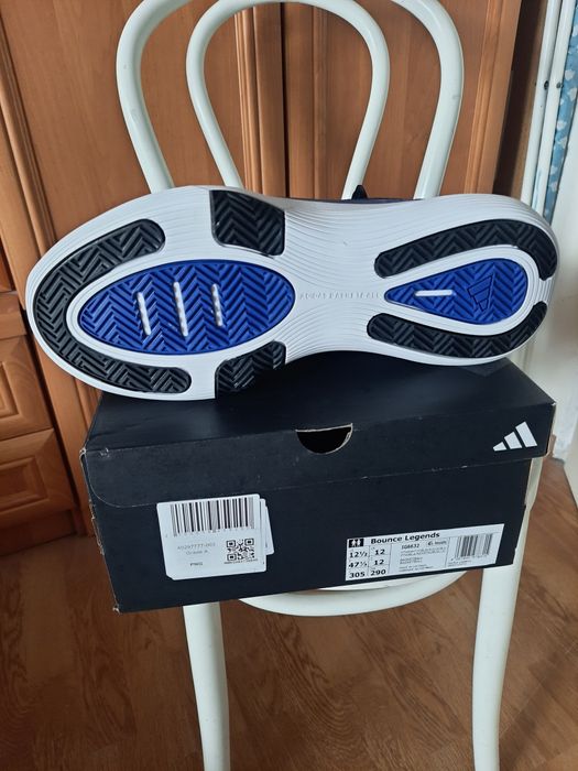 Nowe buty męskie Adidas rozmiar 47 1/3