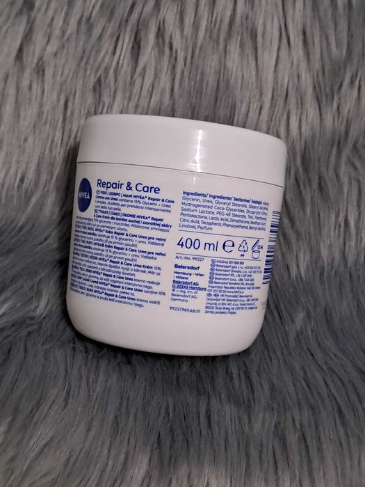 NIVEA Repair & Care Krem 72h nawilżenia, skóra sucha Gliceryna i Wit E