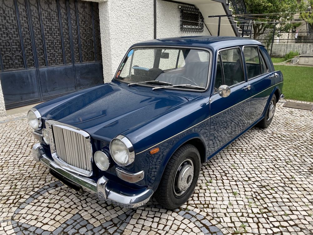 Fiat 500 L / Vanden Plas Princess