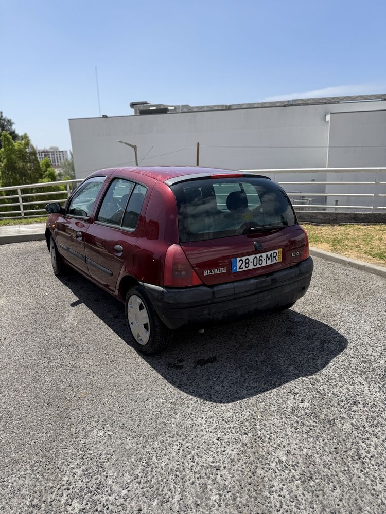 Renault clio 1999