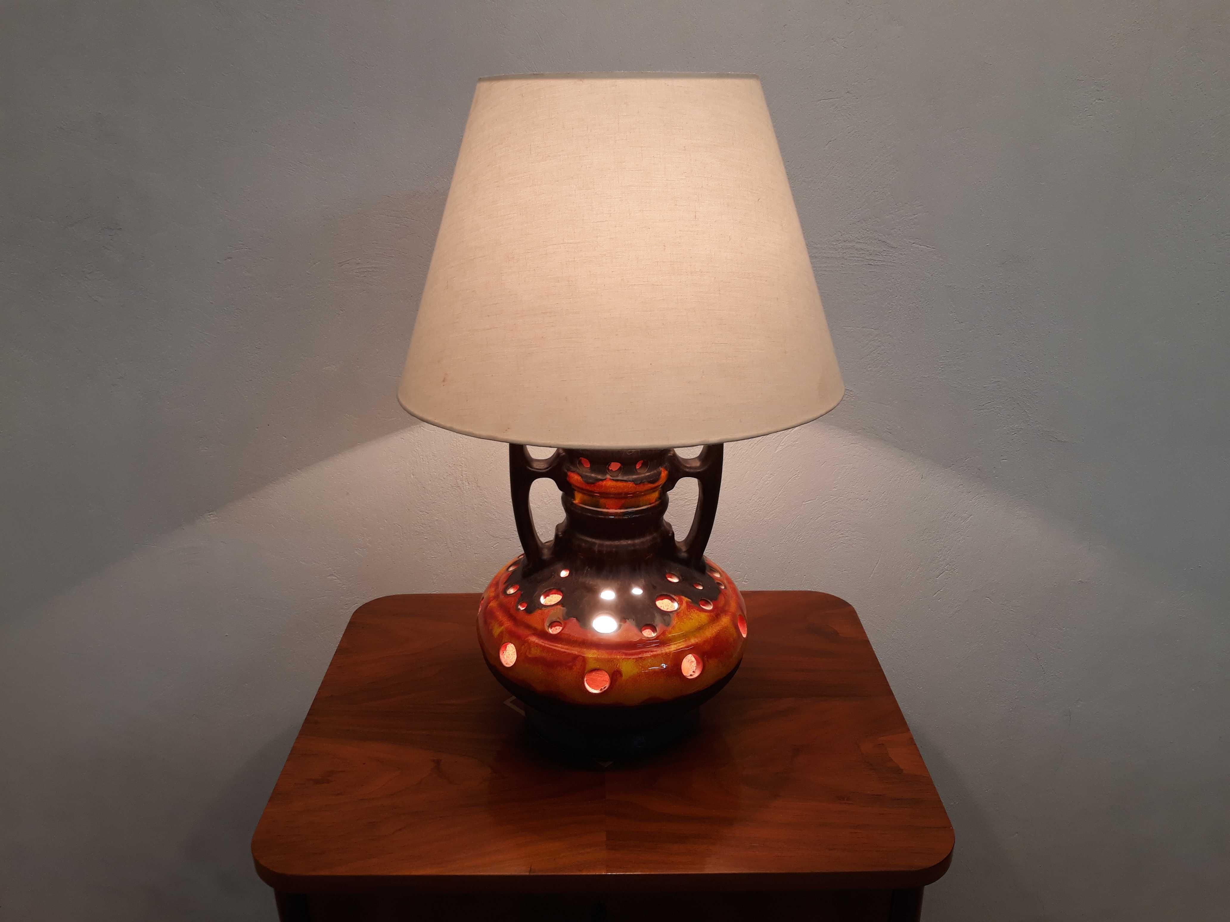 Lampa stołowa ceramiczna lawa z abażurem ażurowa 2 źródła światła