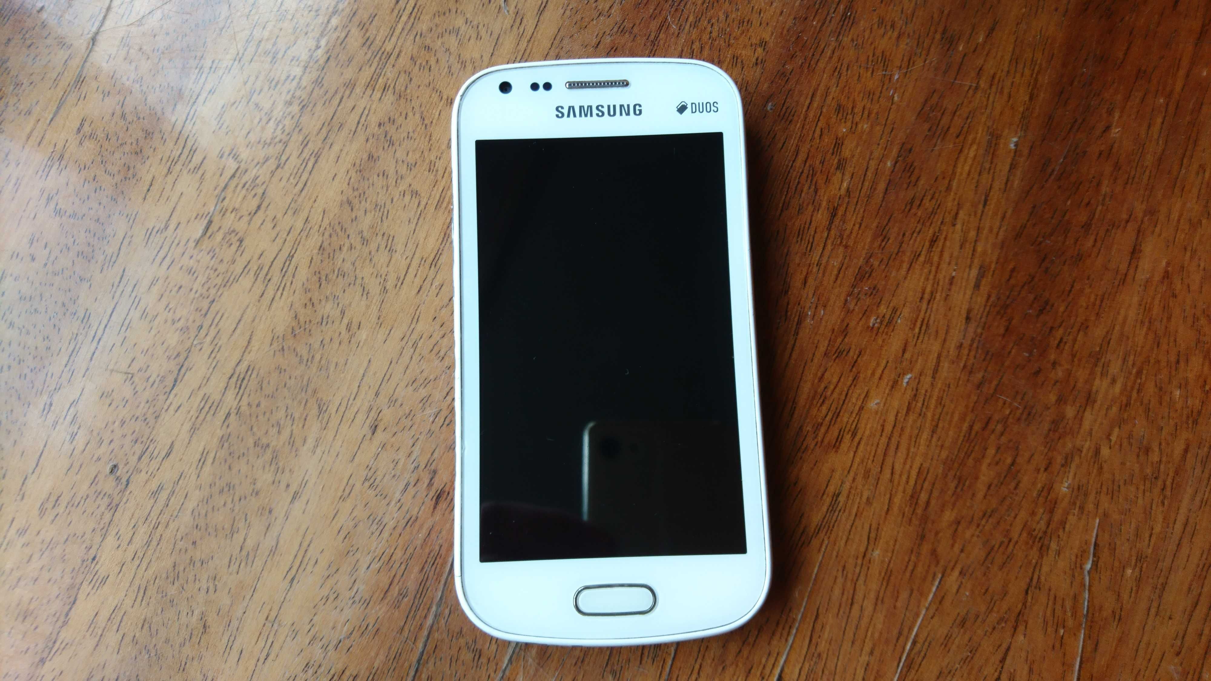 Смартфон телефон GPS навигатор Samsung GT-S7562 Galaxy S DUOS