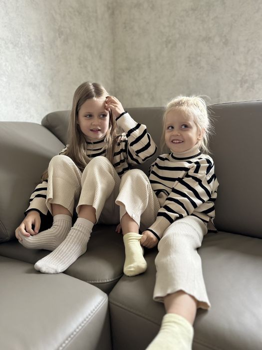 Тепленький костюм/ тепленька кофта/ набір шапка+ шарфік