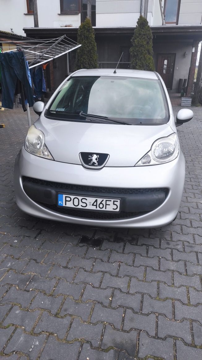 Peugeot 107 rok 2006