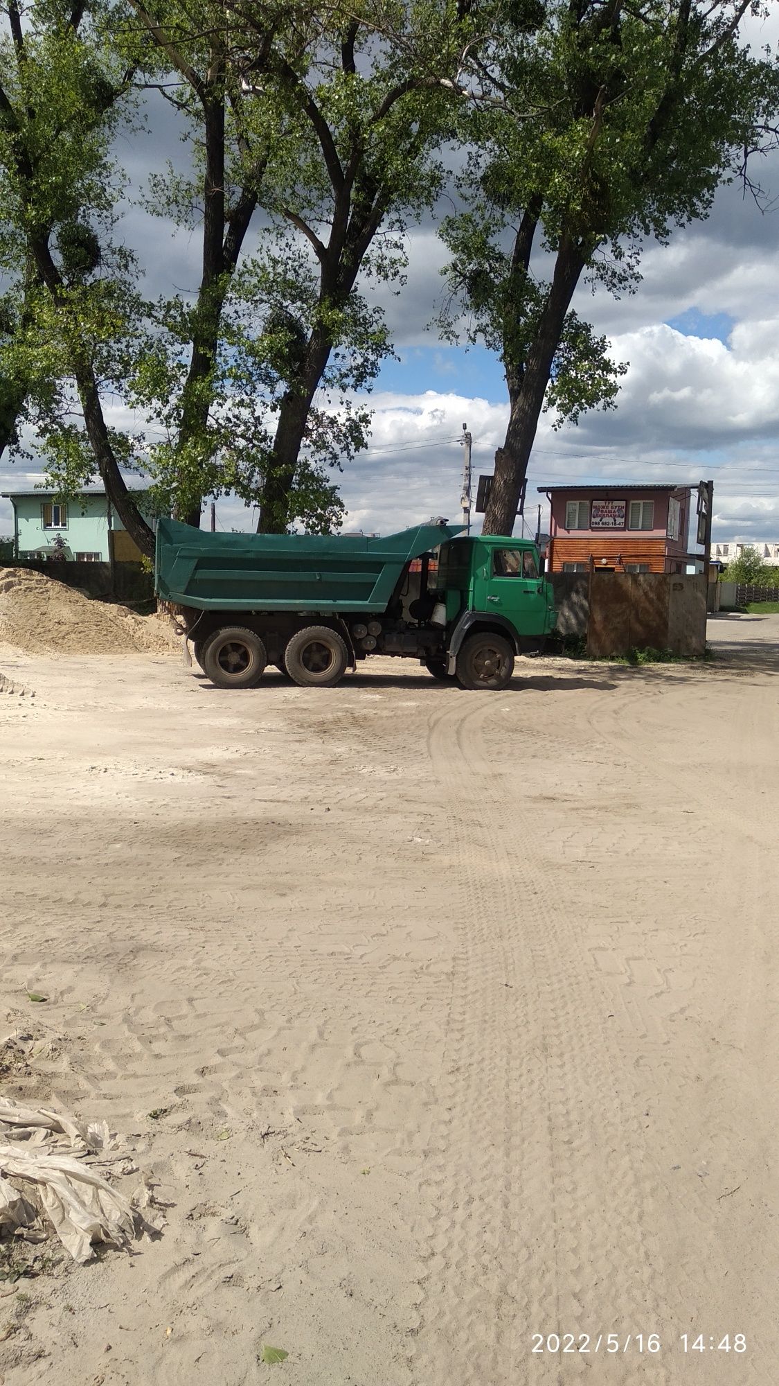 Вывоз мусора строительного разного хлама Ирпинь Стоянка КАМАЗ 10 тонн