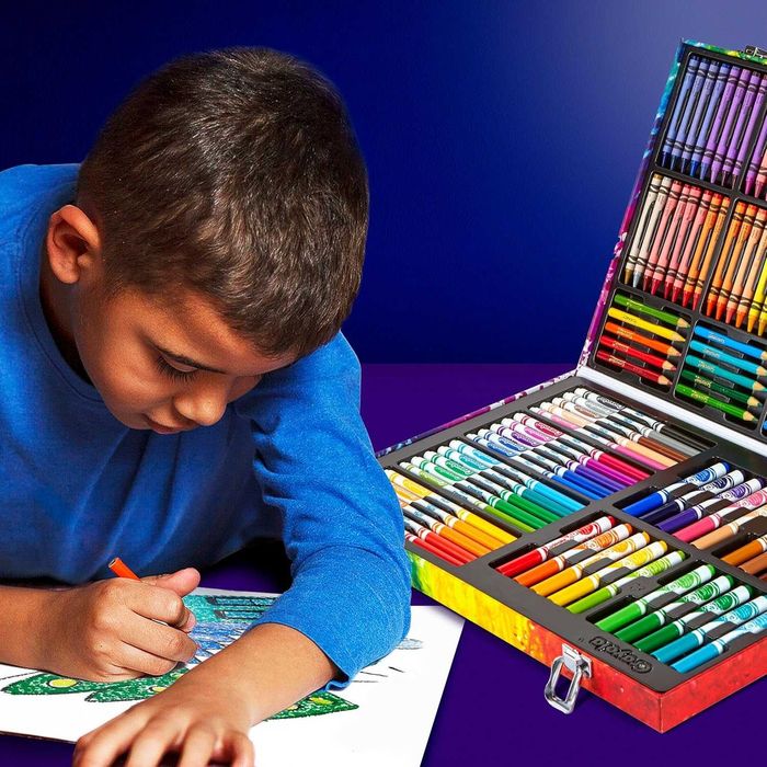 Крайола набор для творчества в чемодане 140 предметов кейс Crayola