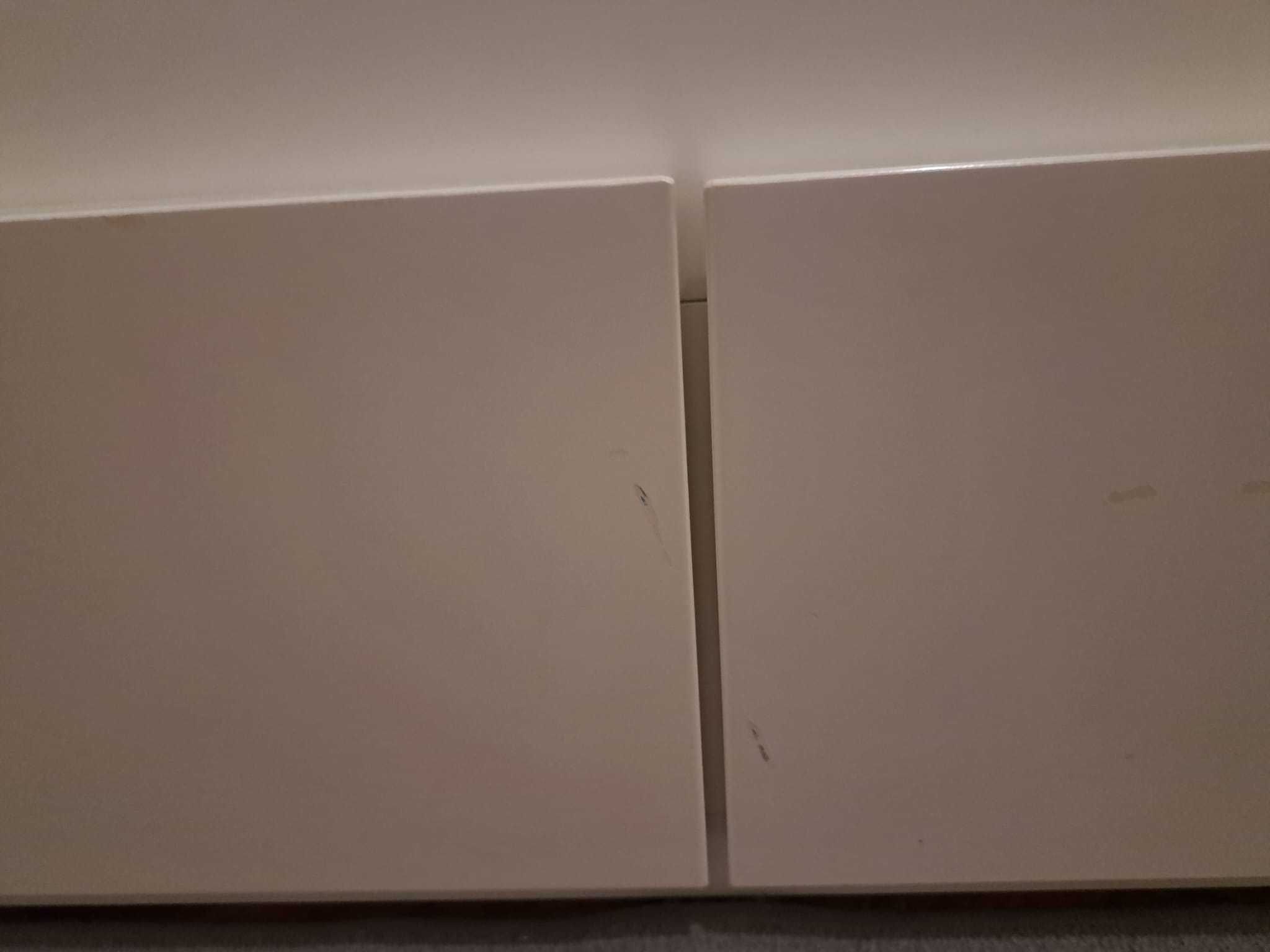 Cama IKEA FLEKKE extensível com gavetas