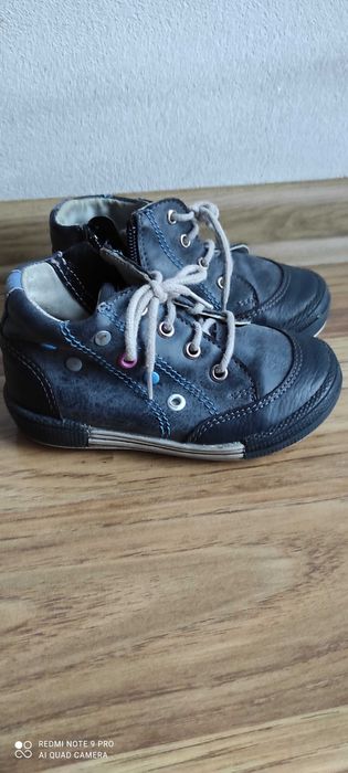 Nowe buty 23 chłopięce