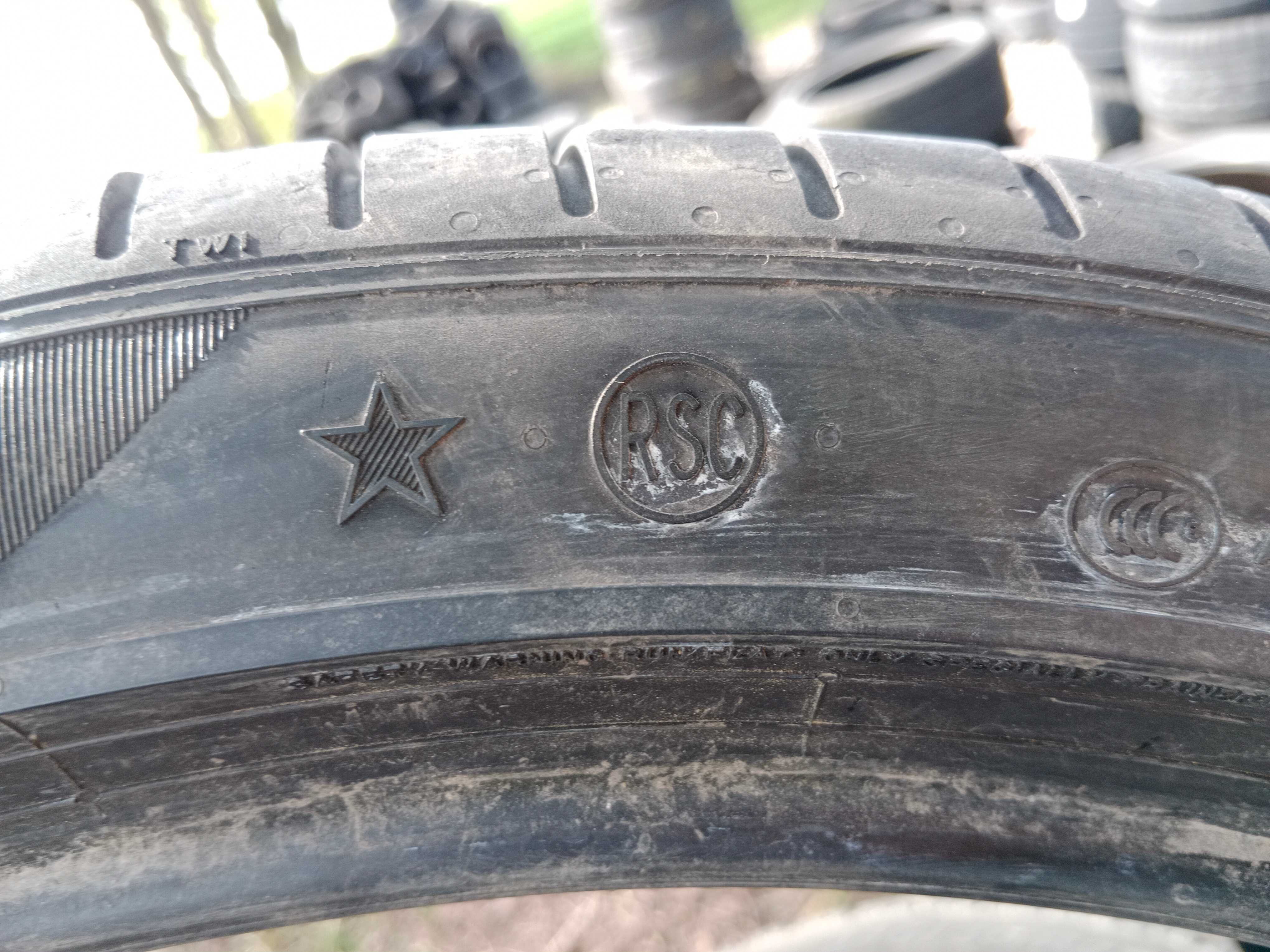 Opona Używana 275/35R20 Pirelli P Zero TM Run Flat 1szt.