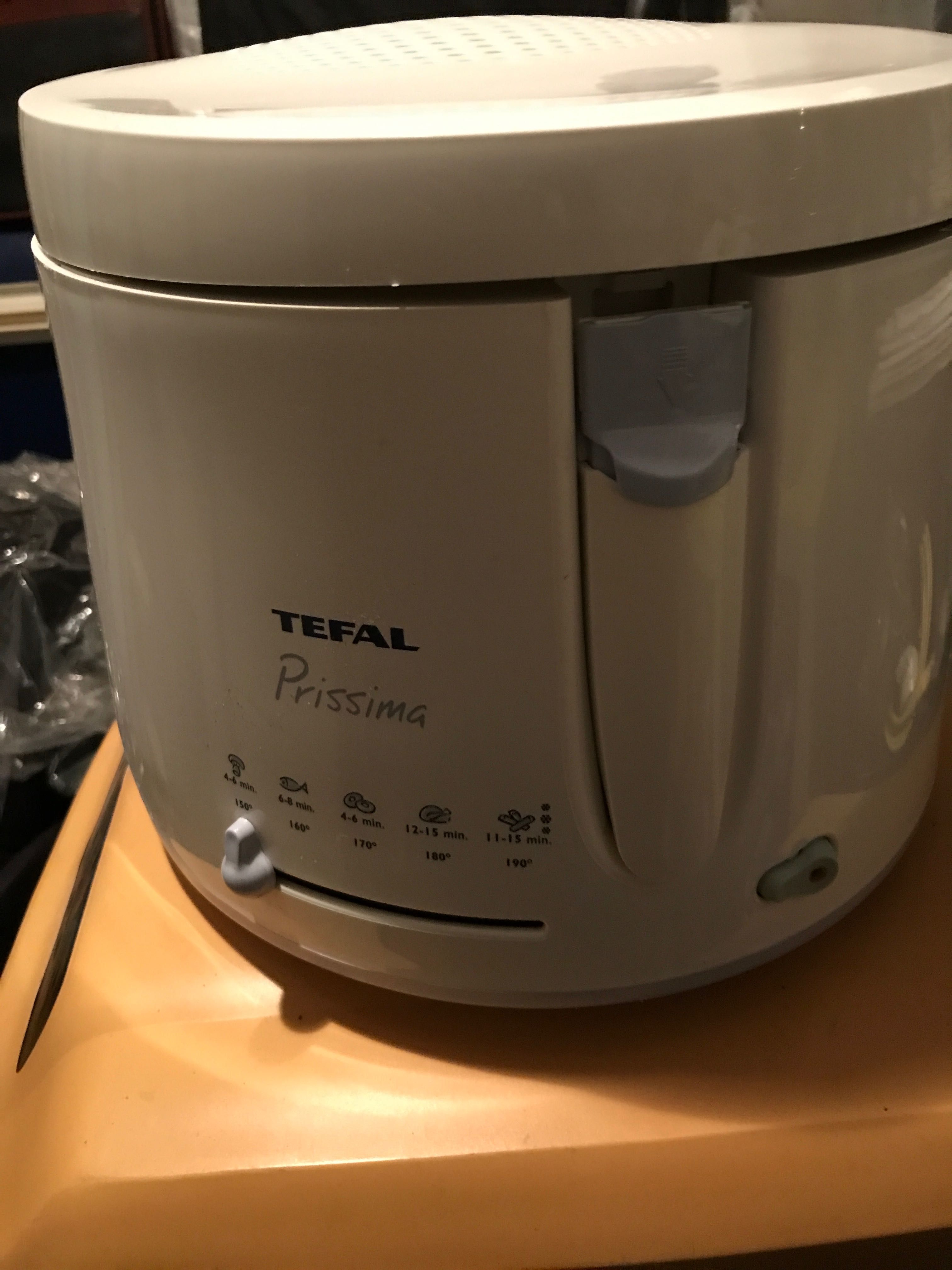 Fritadeira da marca Tefal