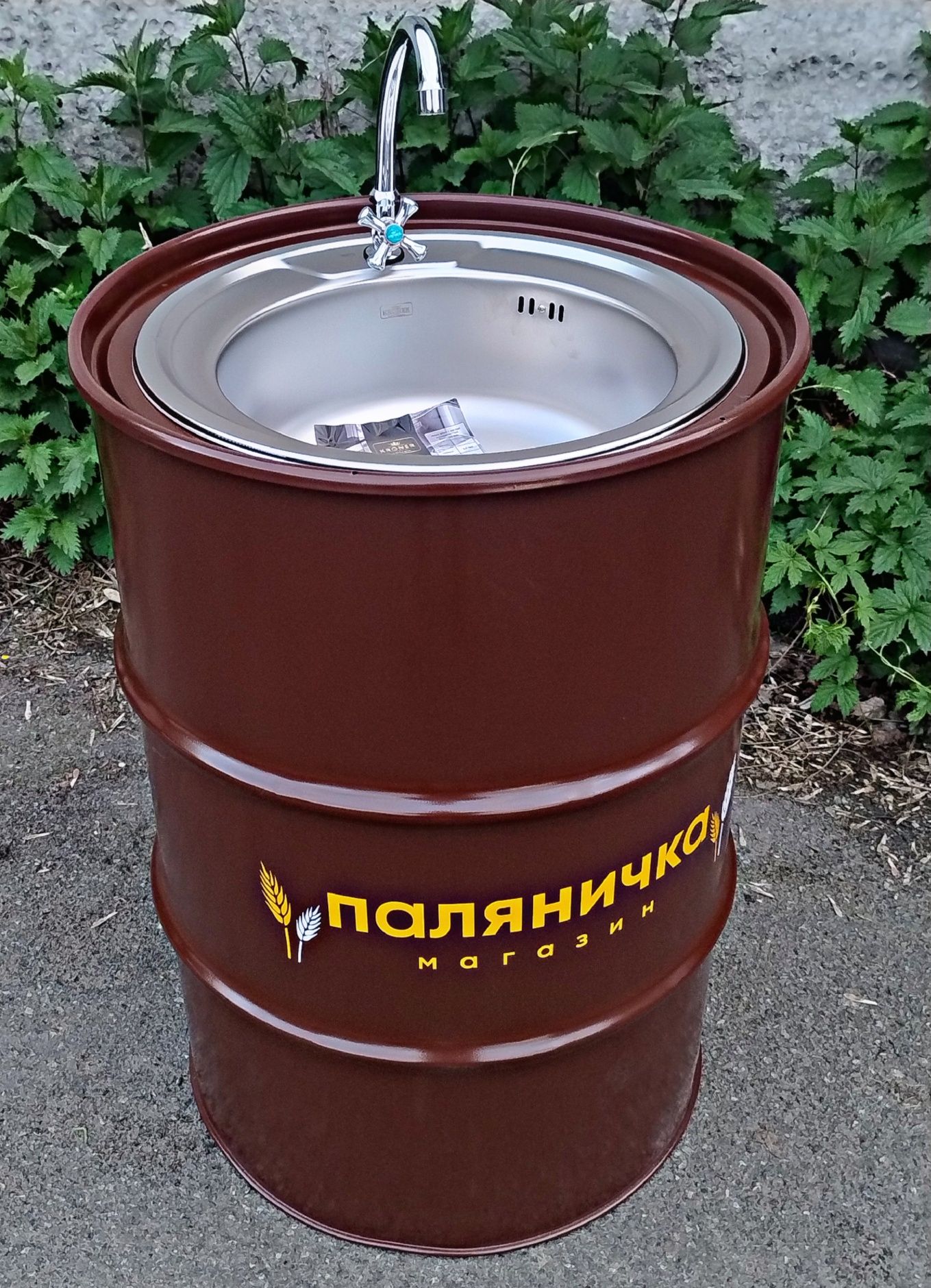 Умивальник з тумбою у формі бочки з вашим логотипом , h90см.