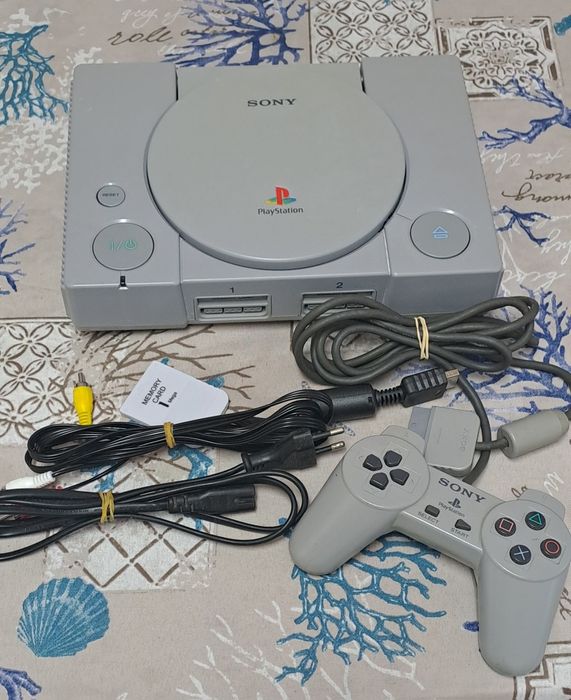 PS1 Fat modelo 9002 como novo