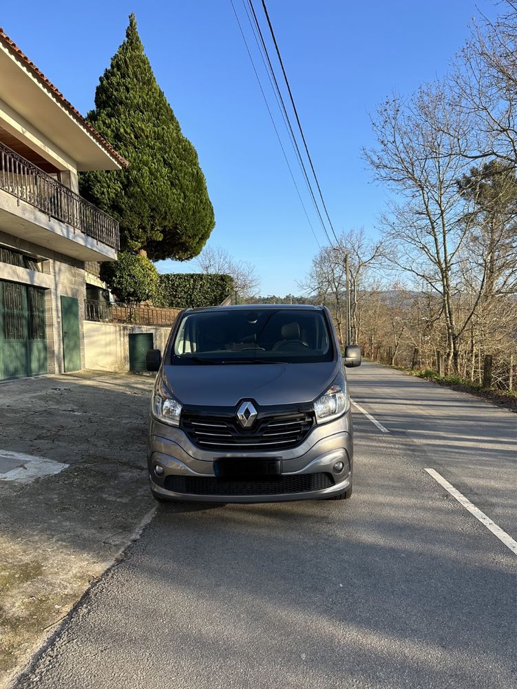 Renault Trafic 1.6 dci 6lugares 2018 ………