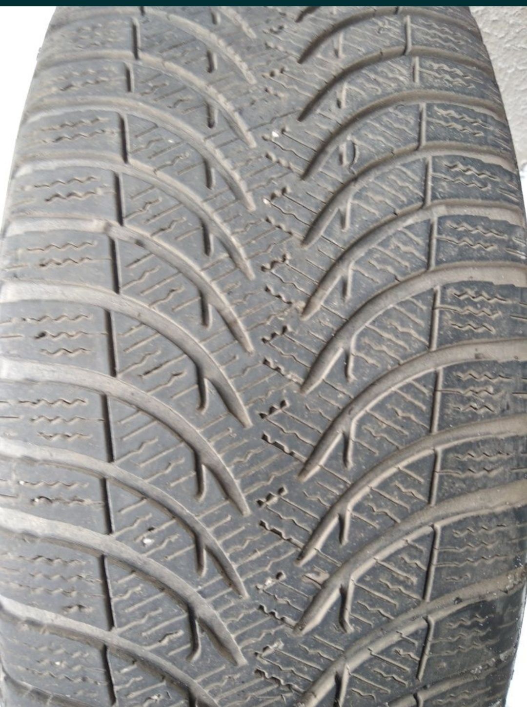 Продам шины Michelin 205/55 R16