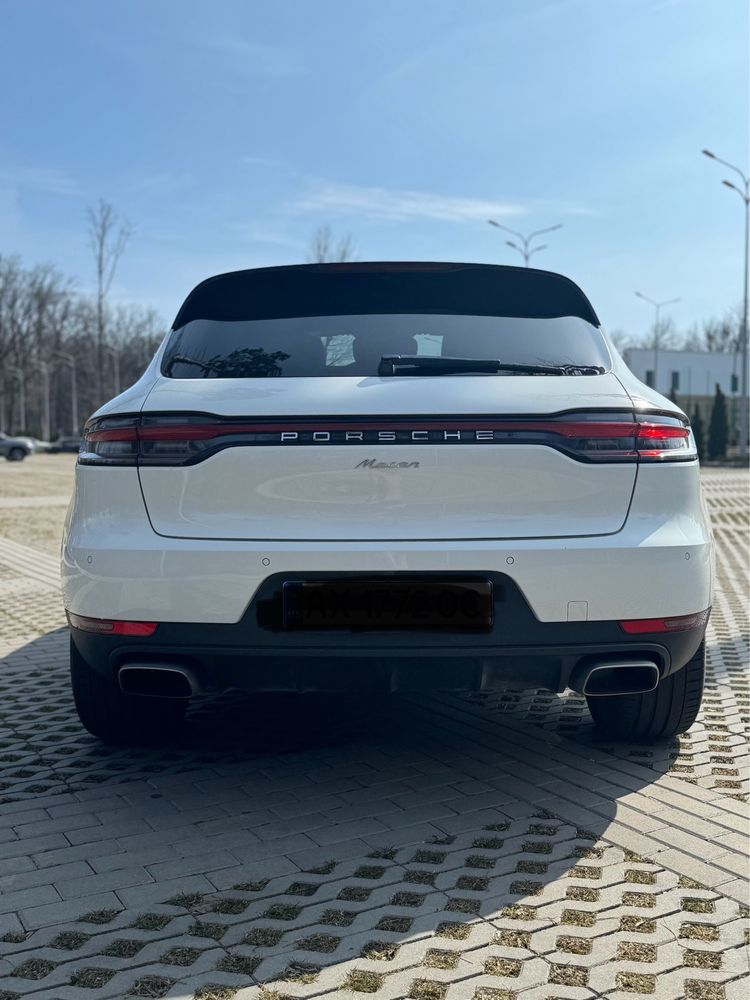 Porsche macan 2019
