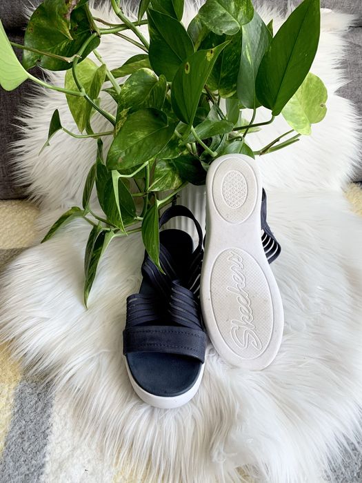 Skechers 39 granatowe sandaly