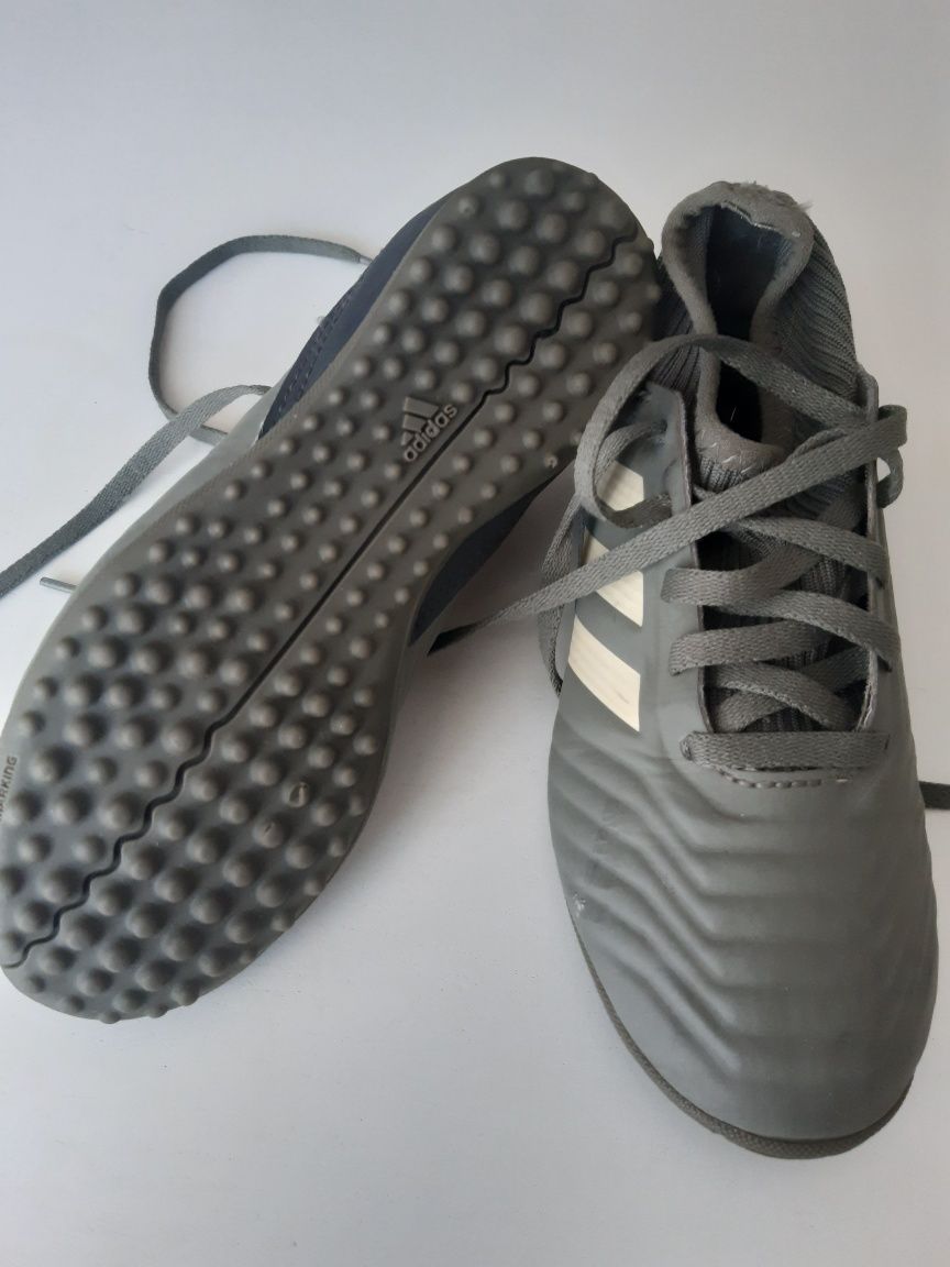 Buty piłkarskie Adidas Predator turfy rozmiar