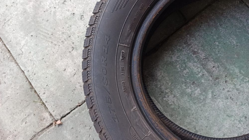 Opony zimowe 175/80/14 Dębica