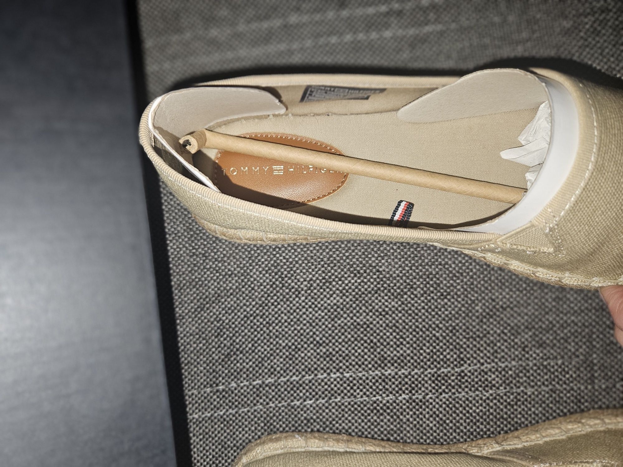 Nowe Espadryle r.38 Tommy Hilfiger beżowe brąz Flag Canvas Espadrile