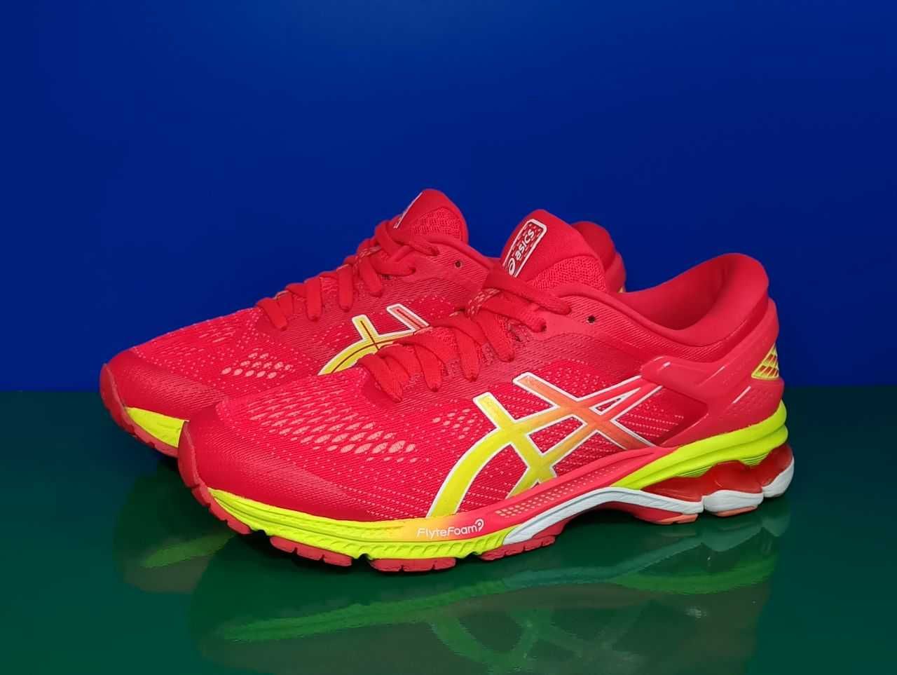 Беговые женские кроссовки Asics Gel-Kayano 26 Оригинал