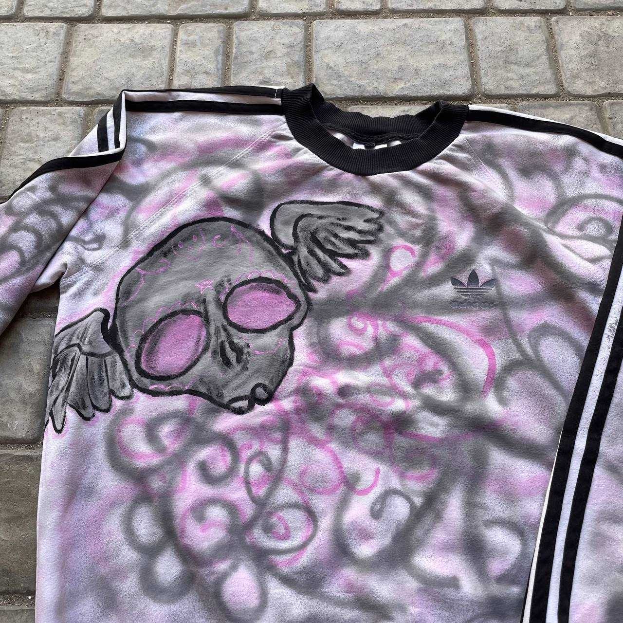 adidas trible skull sweetshirt