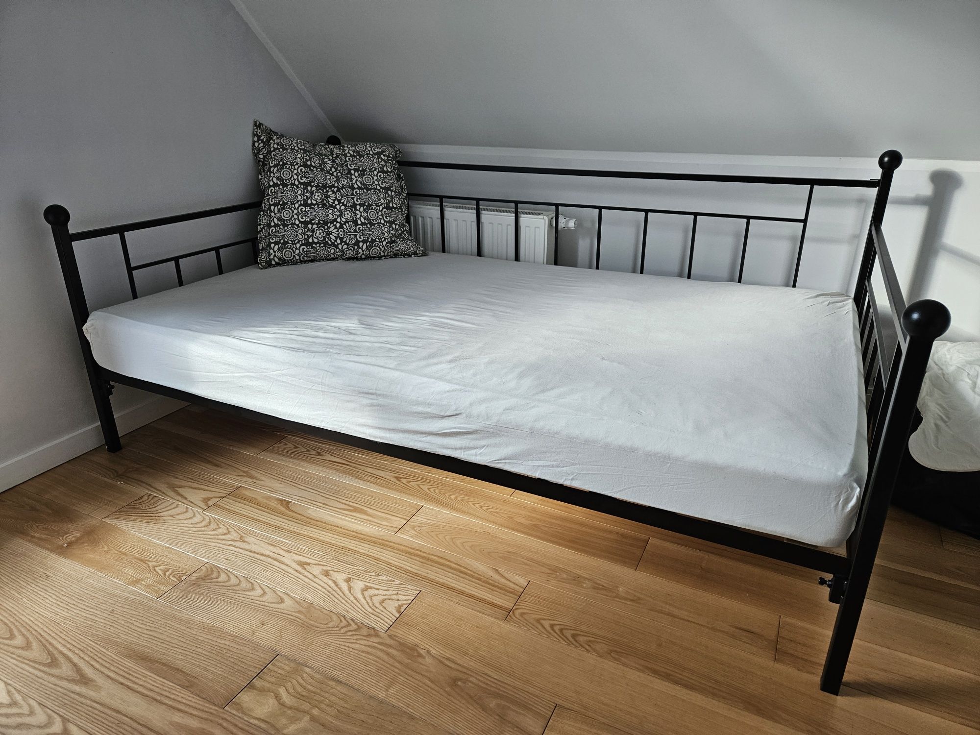 Łóżko metalowe czarne 120x200 cm