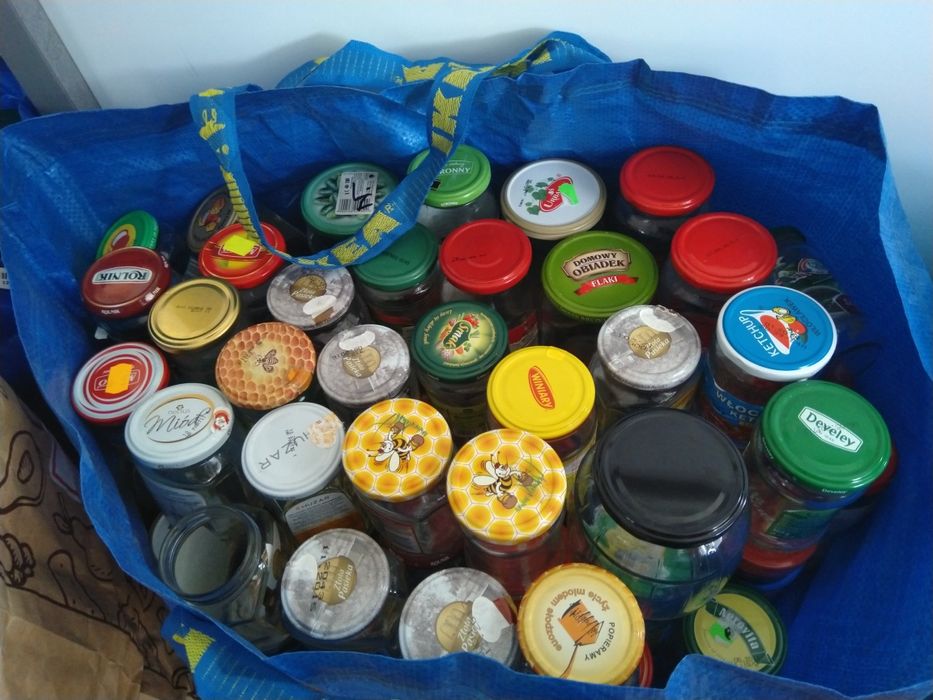 Sprzedam słoiki na przetwory różne pojemności, duże średnie, małe