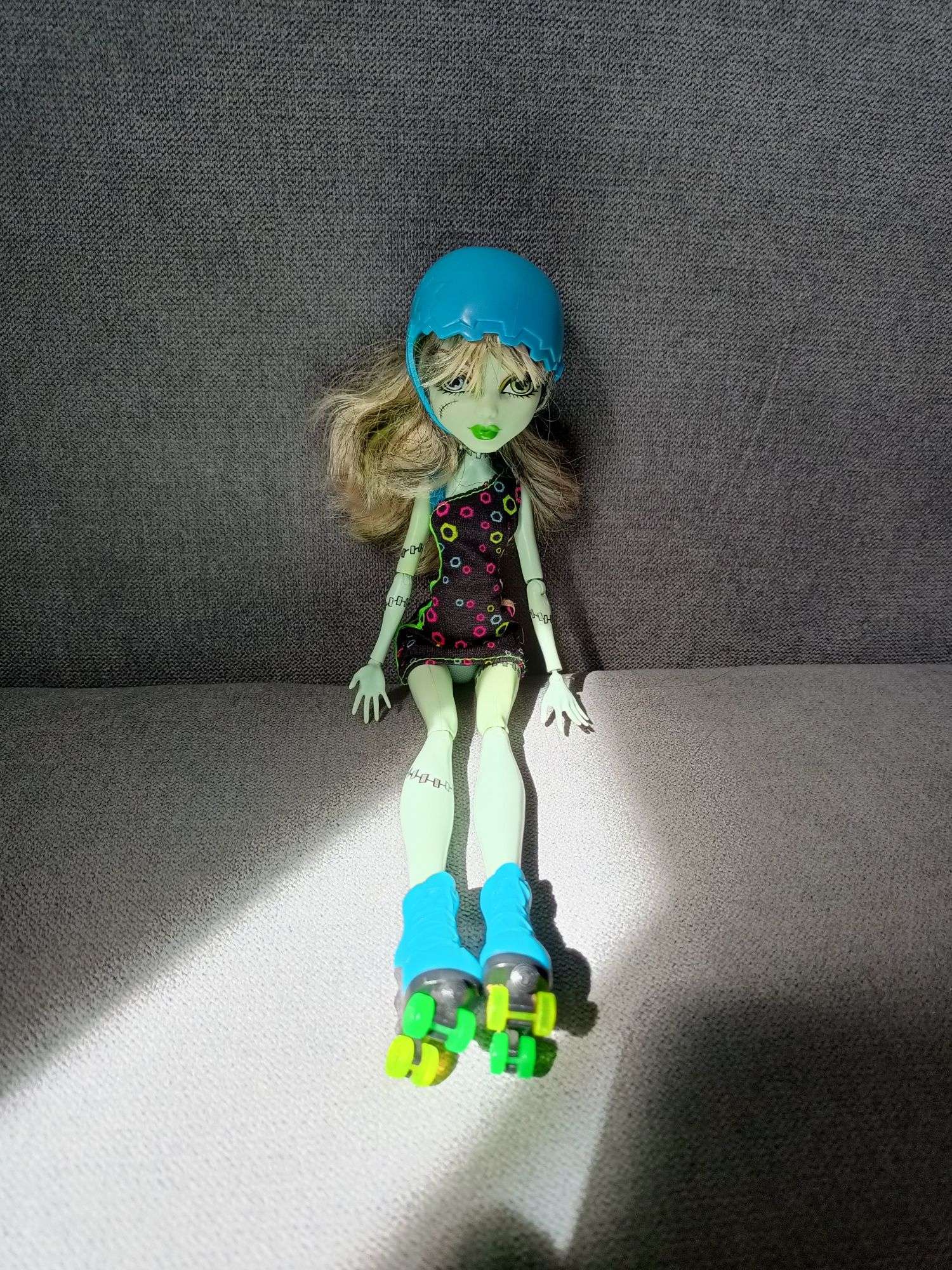 Lalka monster high Frankie Stein