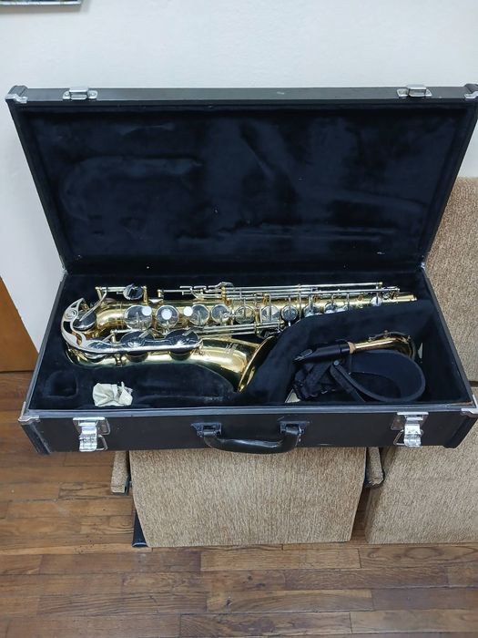 Саксофон yamaha 23