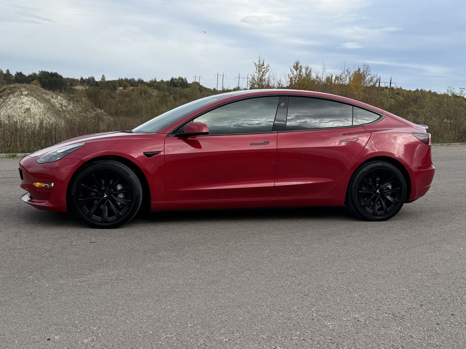 Продам Tesla Model 3 2022 Long Range Dual Motor