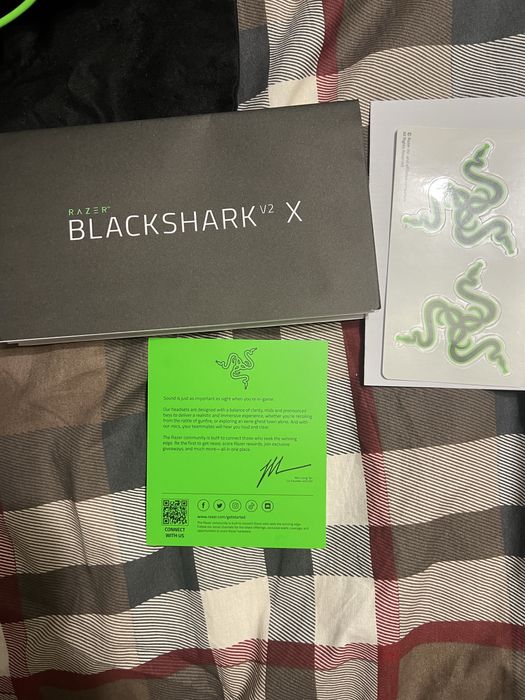 Проводні наушники