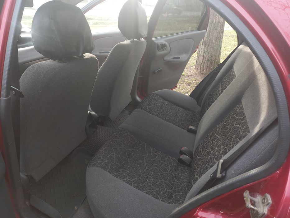 автомрбиль ЗАЗ ДЭО СЕНС