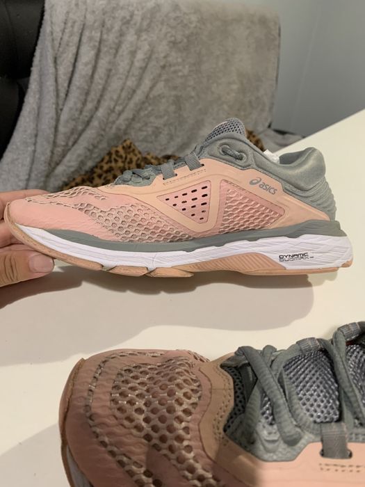 Кросівки asics 38р