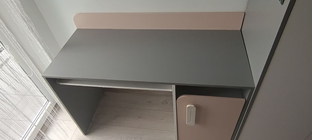 Komplet mebli dla dziewczynki