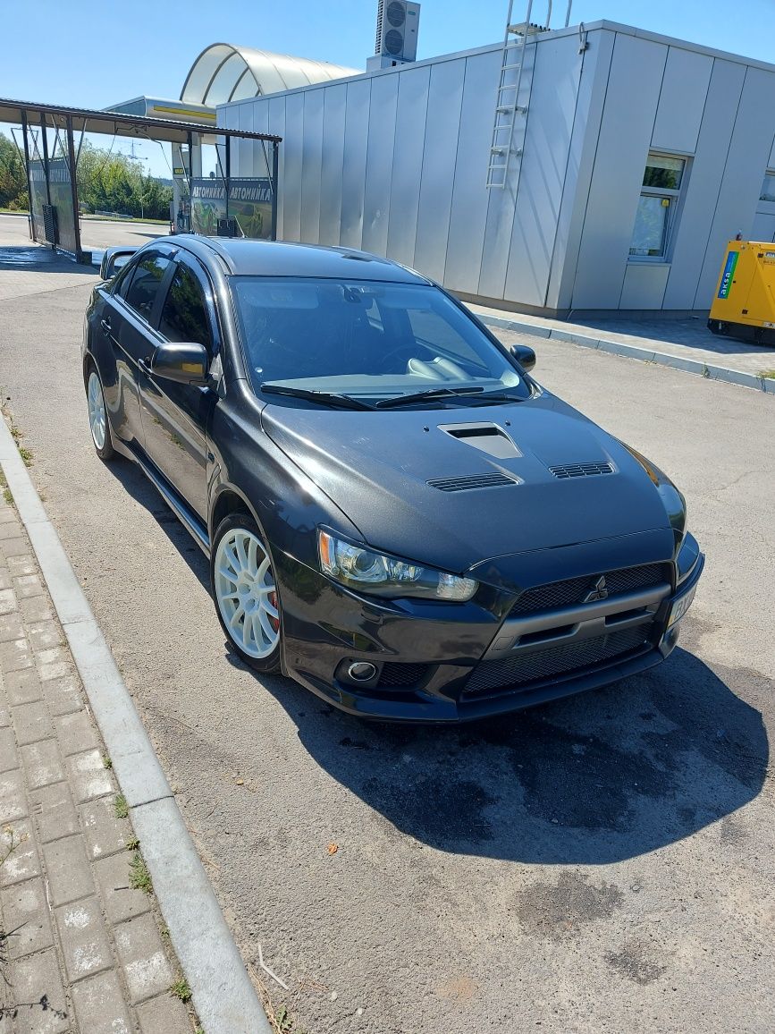 Продам Mitsubishi Lancer Evolution X