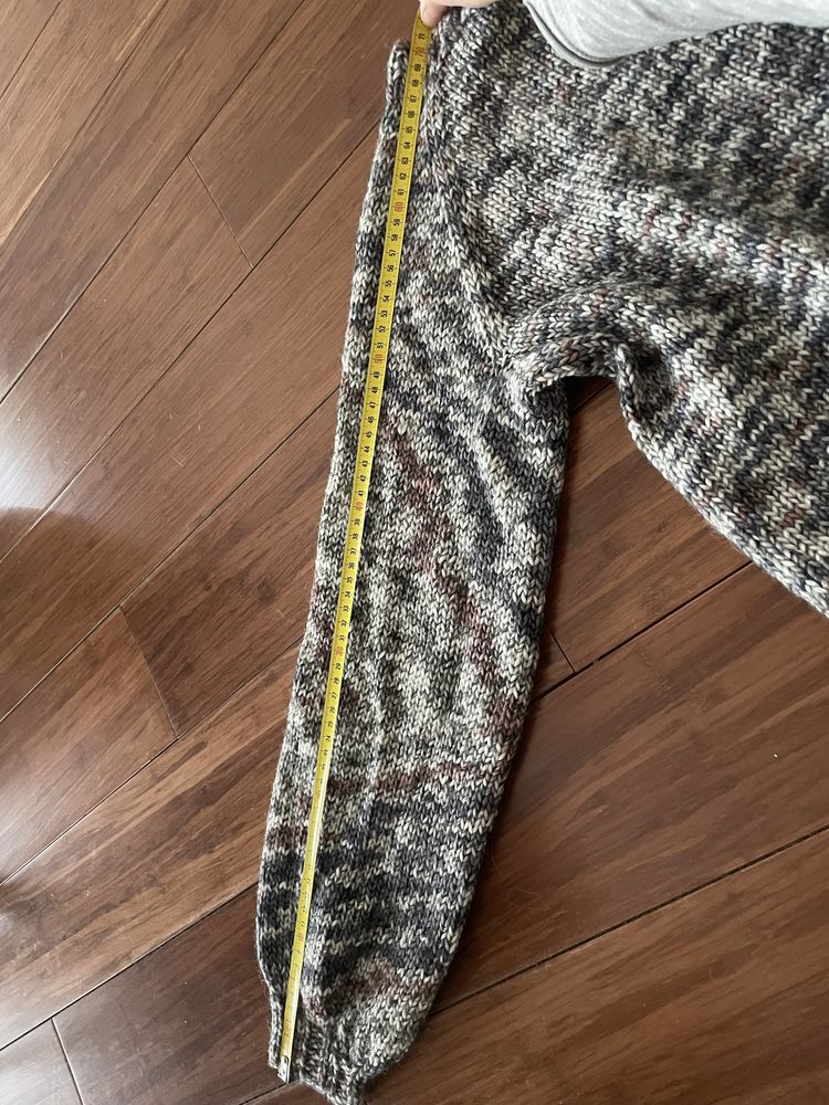 Sweter recznie robiony na drutach - nowy (rozmiar s/m)