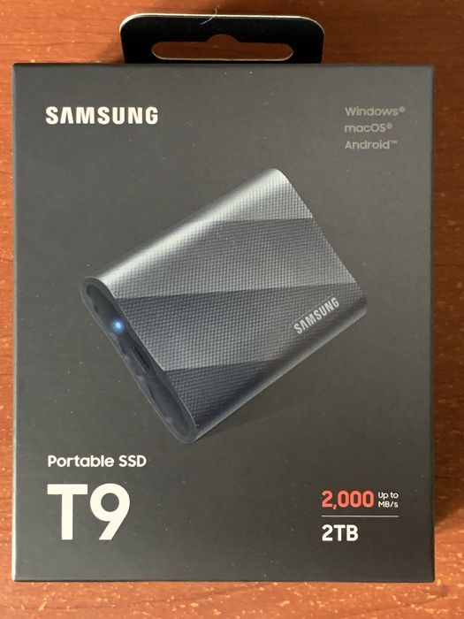 Samsung Portable SSD T9 (2TB)
