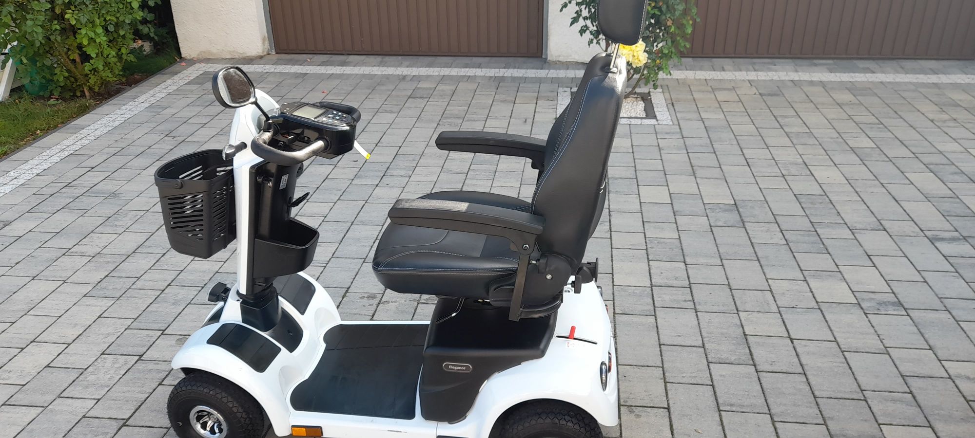Wózek skuter inwalidzki dla seniora