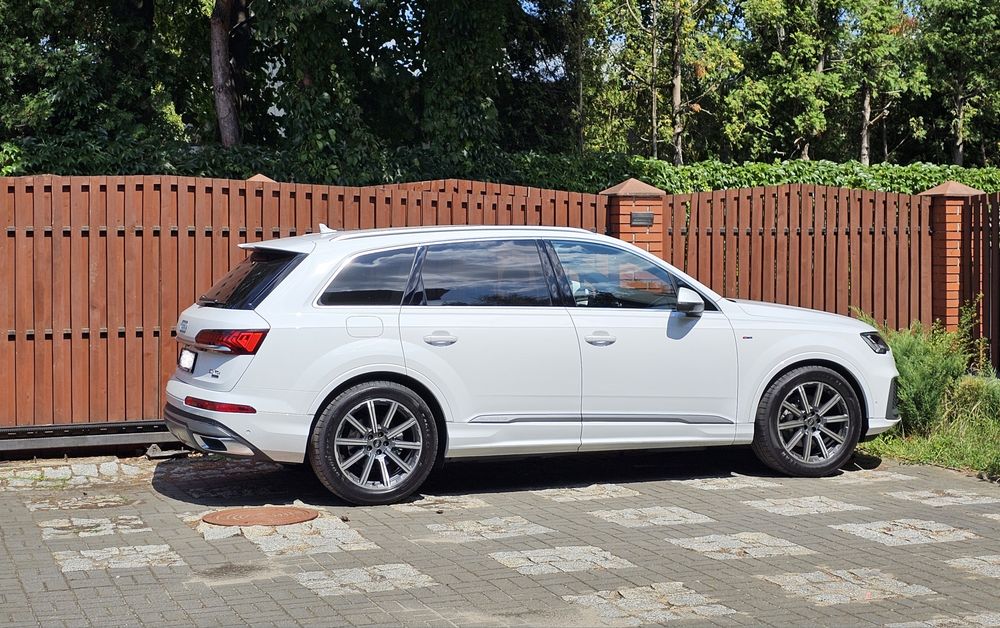 Audi Q7 cesja s-line 286KM pneumatyka