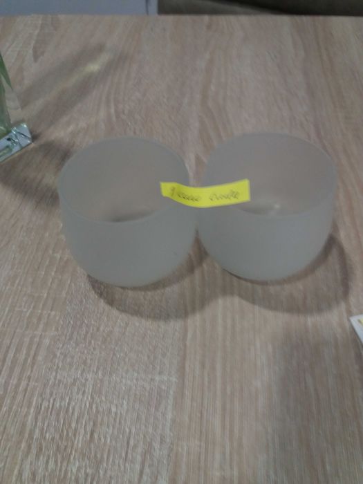 Copos de vidro decorativos