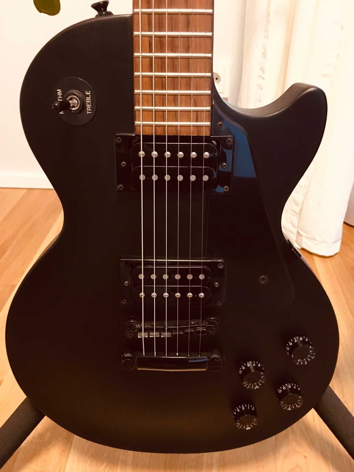 Эл/гитара Epiphone GOTHIC Les Paul 2010 г, Китай фабрика Epiphone