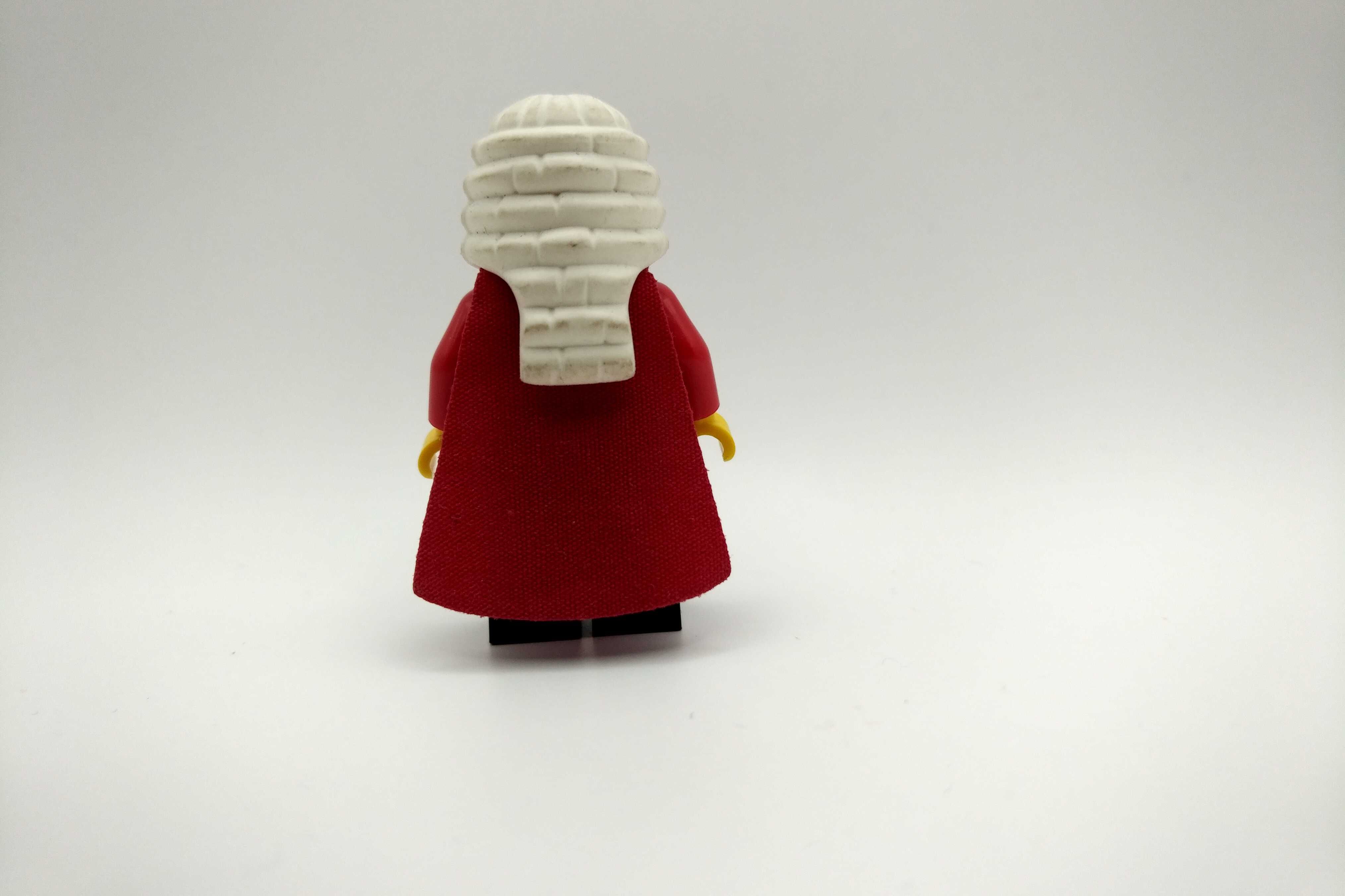 Lego 71000 figurka CMF col138 Sędzia Judge