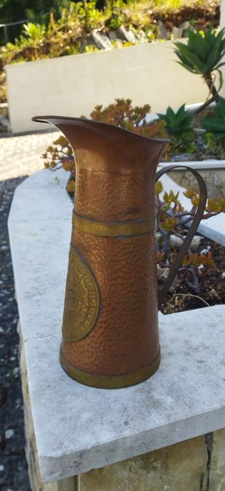 Jarro cobre azteca