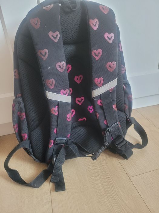 Plecak szkolny CoolPack czarny w różowe serca Cool Pack