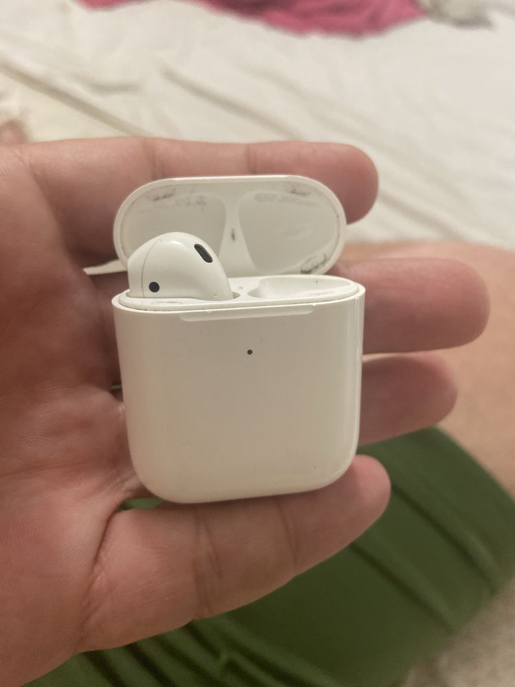 Fones com um lado so