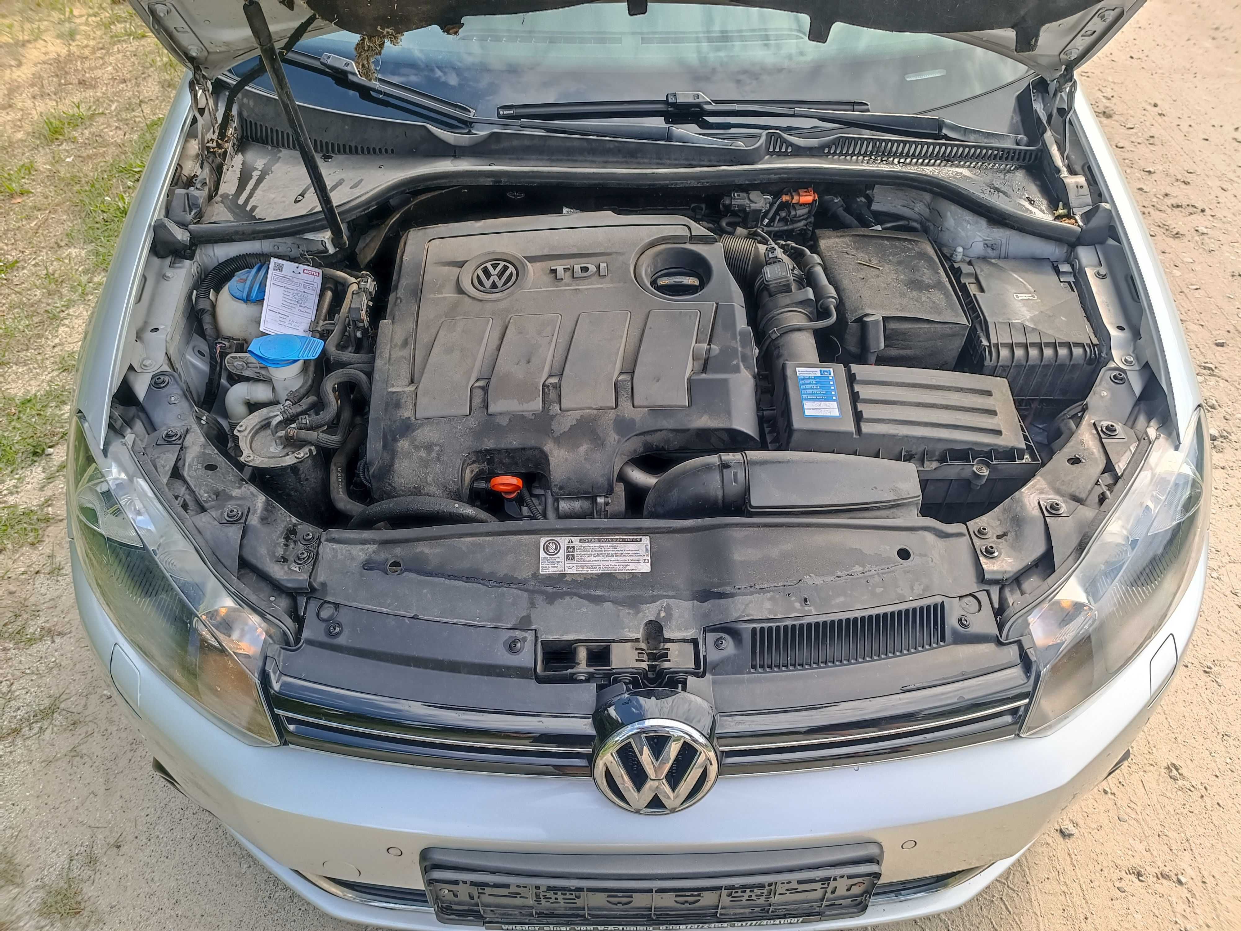 VW GOLF 6 1.6 TDI 179tys km.  Panorama Alcantara 2 komplety kół Manual