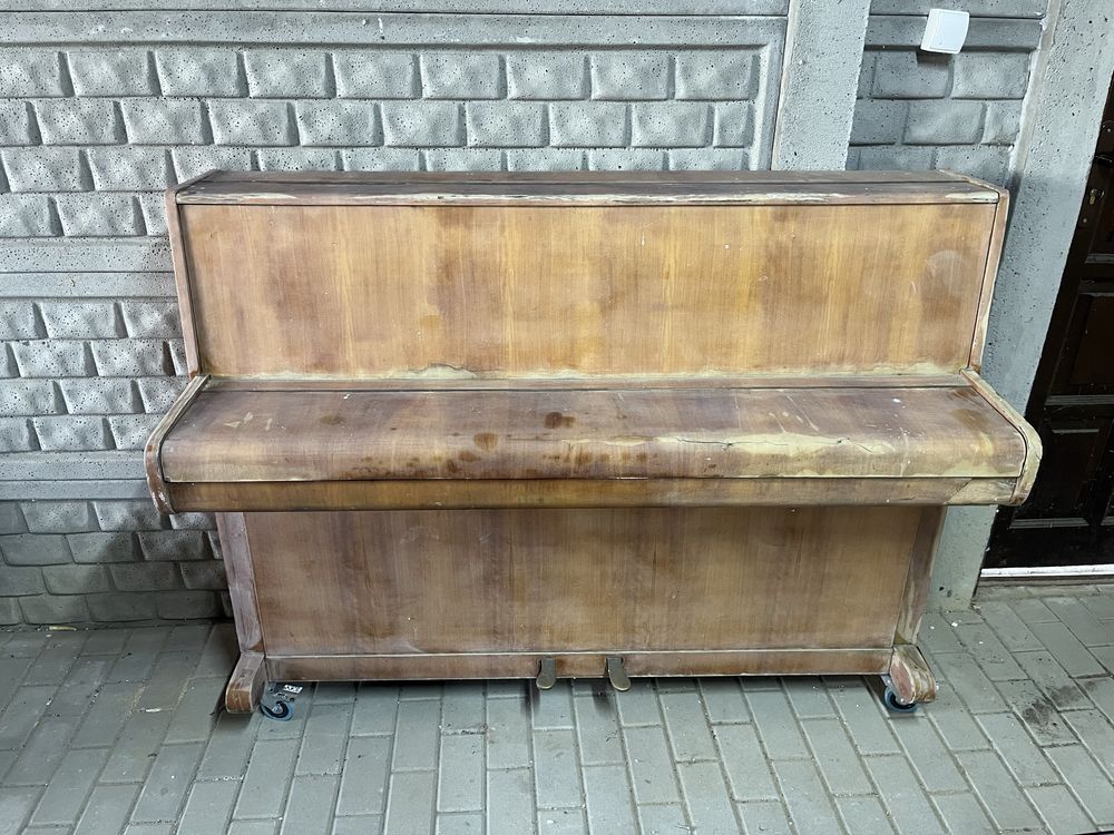 Pianino calisia sprzedam