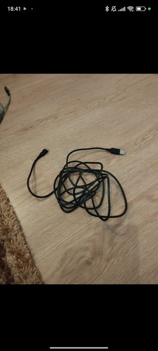 PS4 pro 1000g,comando original com carregador e jogos