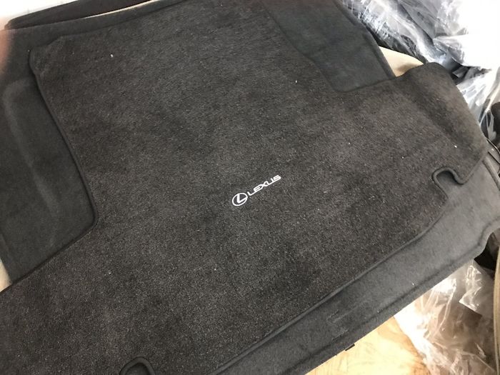 Оригинальный фирменный новый ковер коврик в багажник LEXUS GS JAPAN